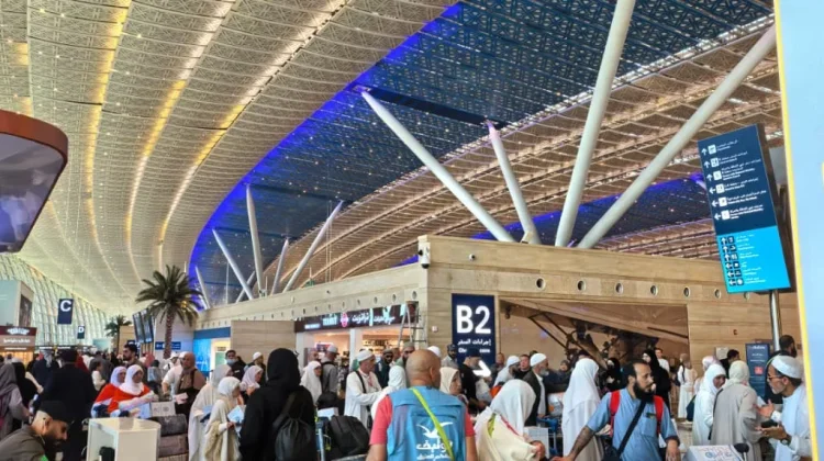 Tips Aman Berangkat Umroh di tengah Situasi Perang